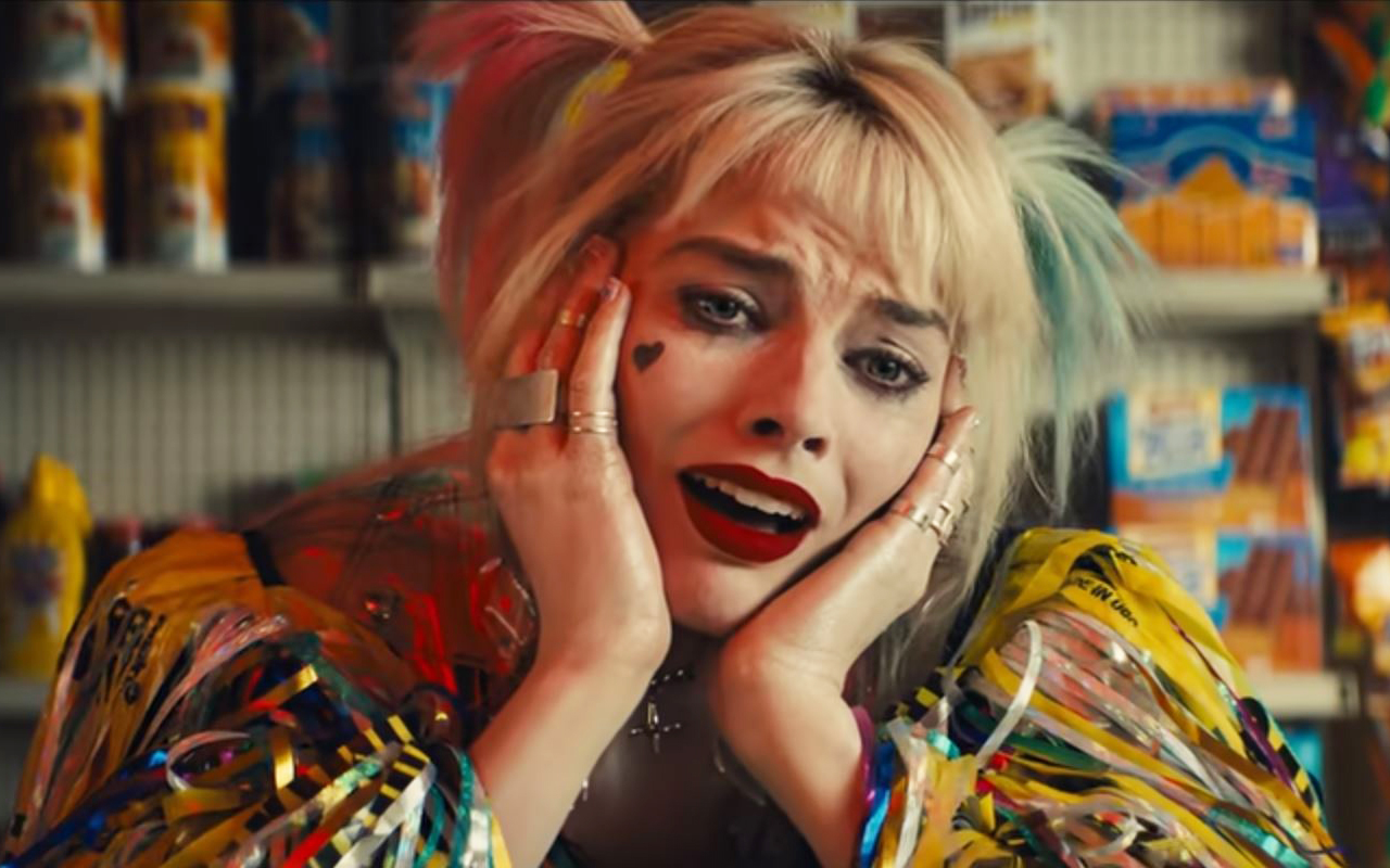 Harley Quinn freut sich auf ihr geliebtes Fr&uuml;hst&uuml;cks-Sandwich.