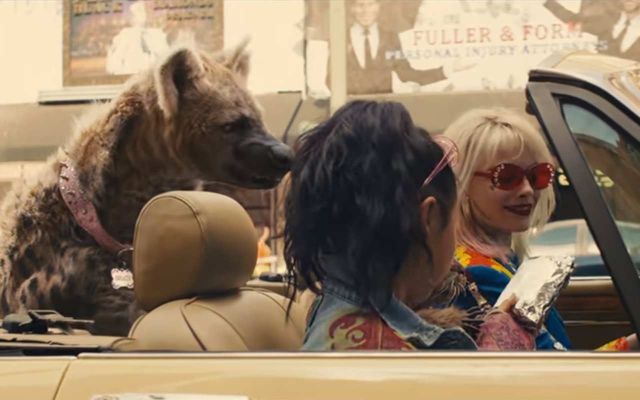 Harley Quinn mit ihrer geliebten Hy&auml;ne.