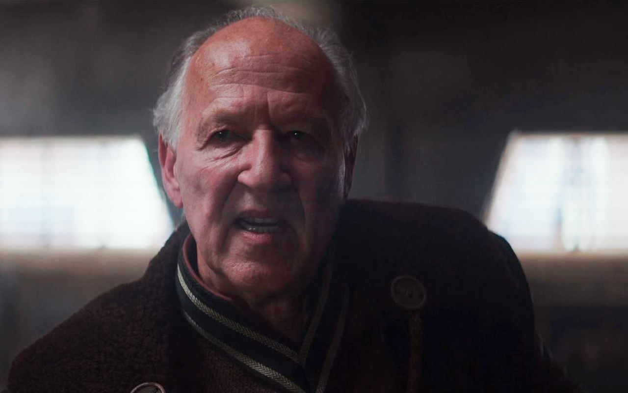 Werner Herzog ist in der Rolle des Klienten genial.