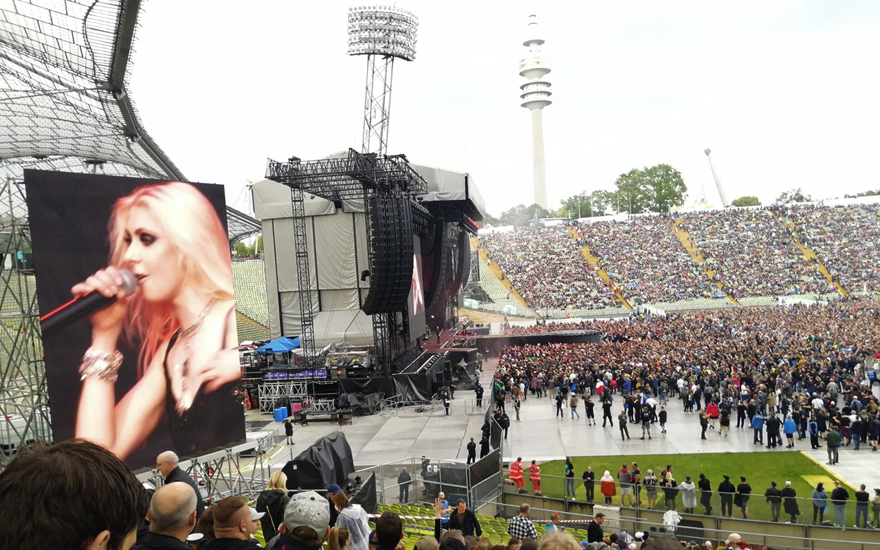 S&auml;ngerin Taylor Momsen von The Pretty Reckless