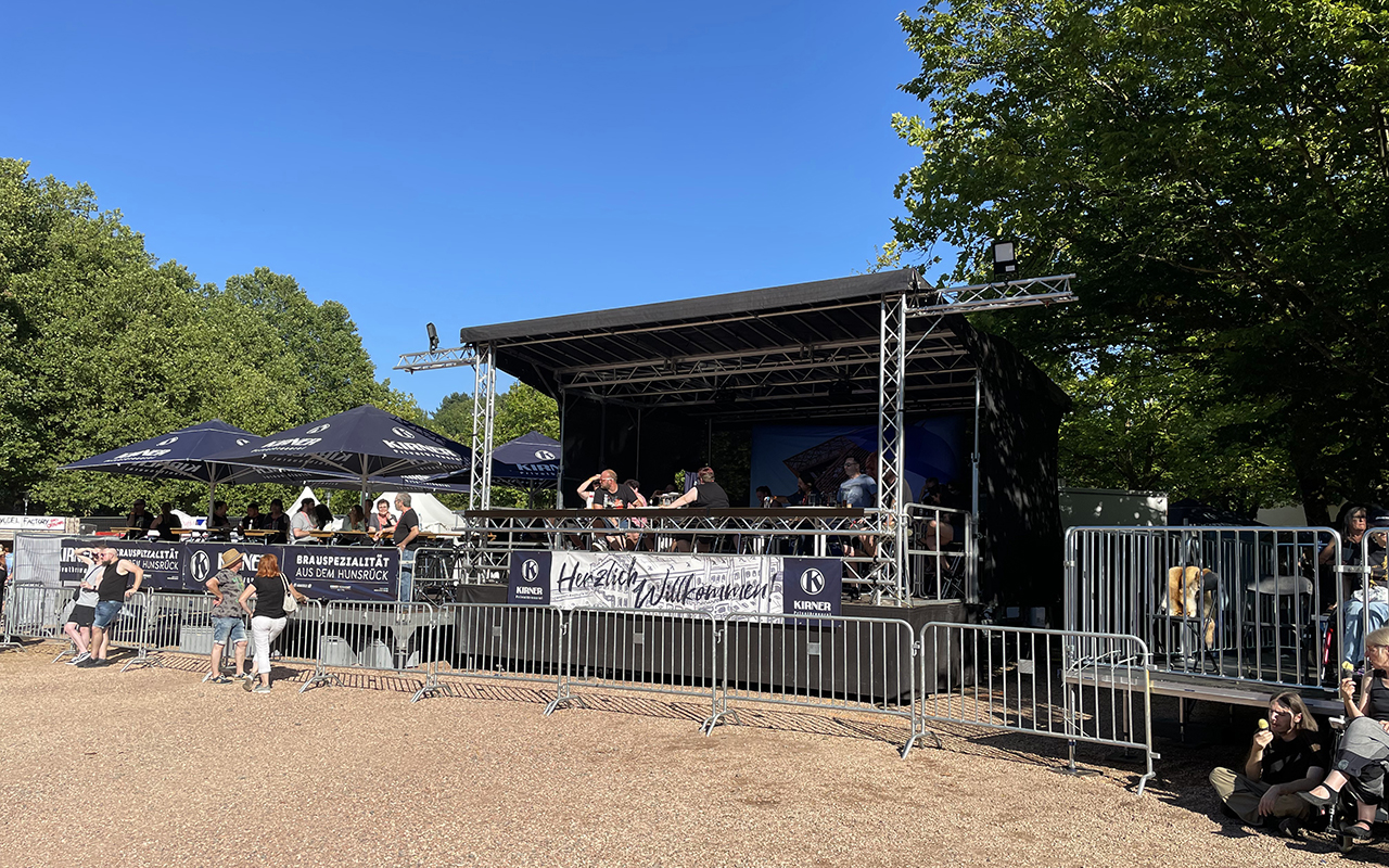 Es gab eine VIP Lounge auf dem Illinger Burgfest